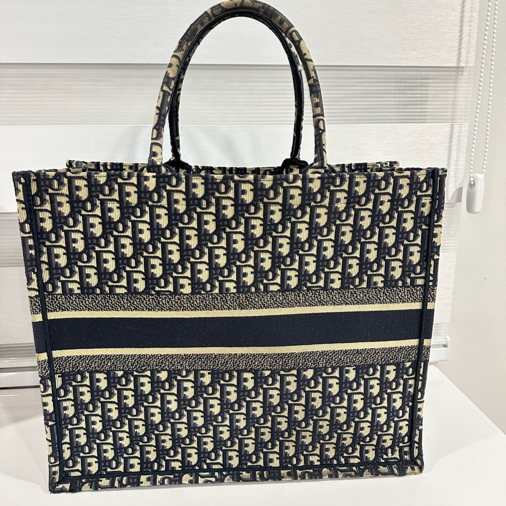 Dior Book Tote Large (Slightly Used) - Picture 2 of 4